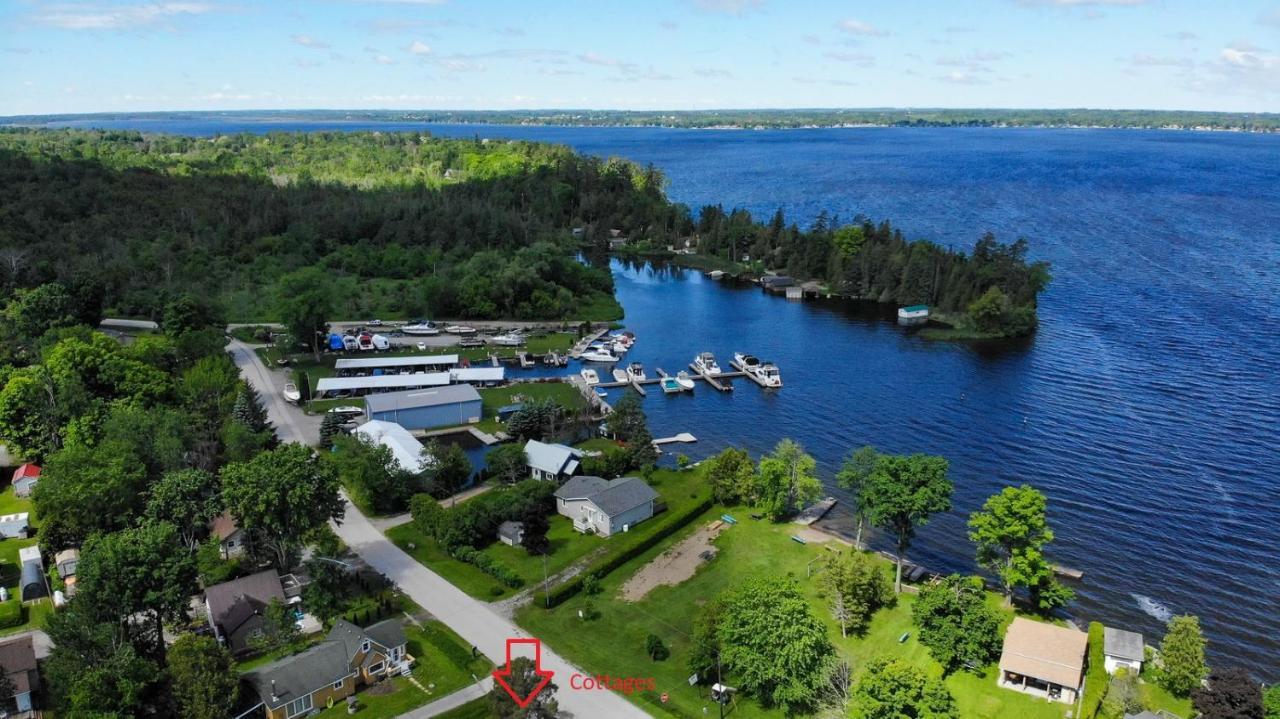 Fenelon Falls Fun Place With A Sandy Beach For Swimming, Boating, And Fishing, Featuring 3 Available Cabins מראה חיצוני תמונה